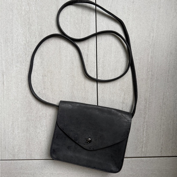Cotton On black Crossbody bag - Picture 1 of 7